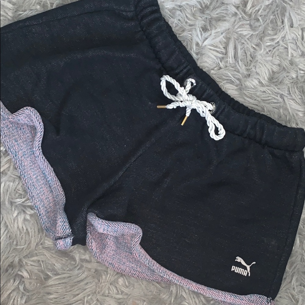 PUMA SHORTS
